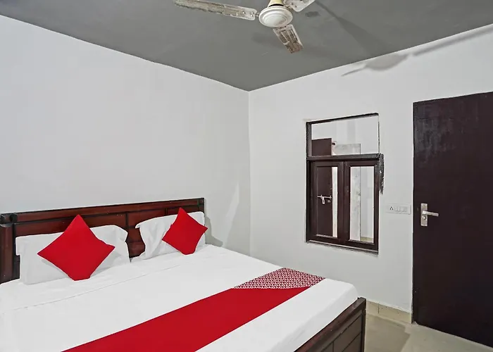 Hotel O Sunrise Villa New Delhi